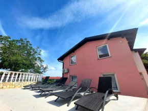 Apartmans Nejra2 sa Bazenom